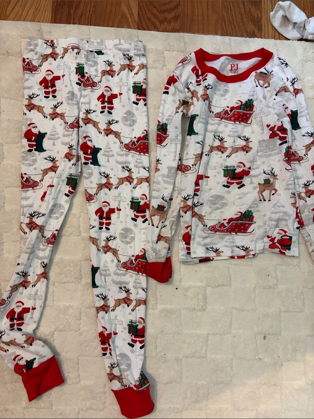 Kids Holiday Santa & Reindeer Pajama Set - White and Red
